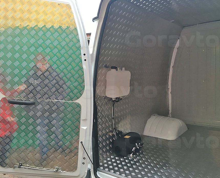 Обшивка с утеплением и установкой отопителя в фургон Газель: Обшивка, отопитель и топливный бак