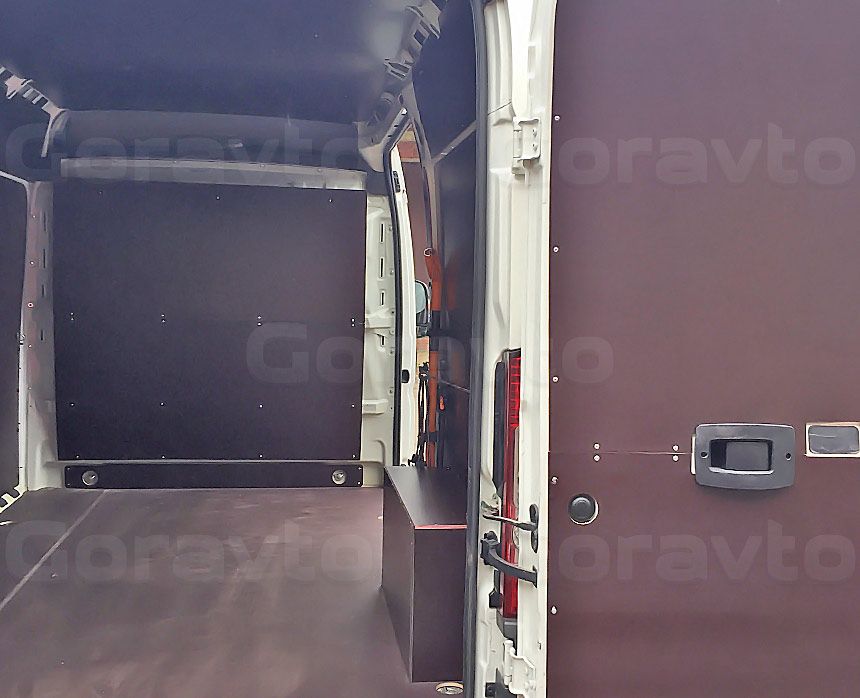 Полная обшивка фургона Fiat Ducato ламинированной фанерой: Стены, пол, двери, арки и потолок